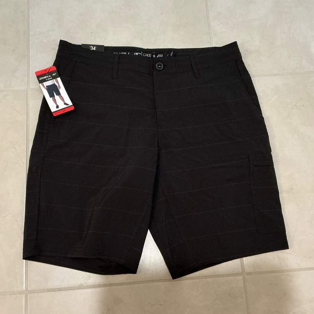 O'Neill Men's Black Cargo Shorts - Picture 2 of 3